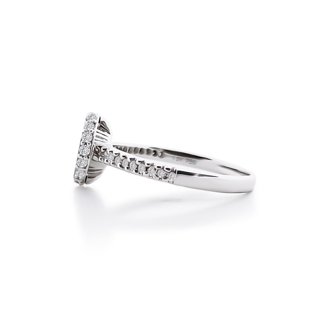 18K (750) White Gold Ladies/ Women Diamond Halo Ring