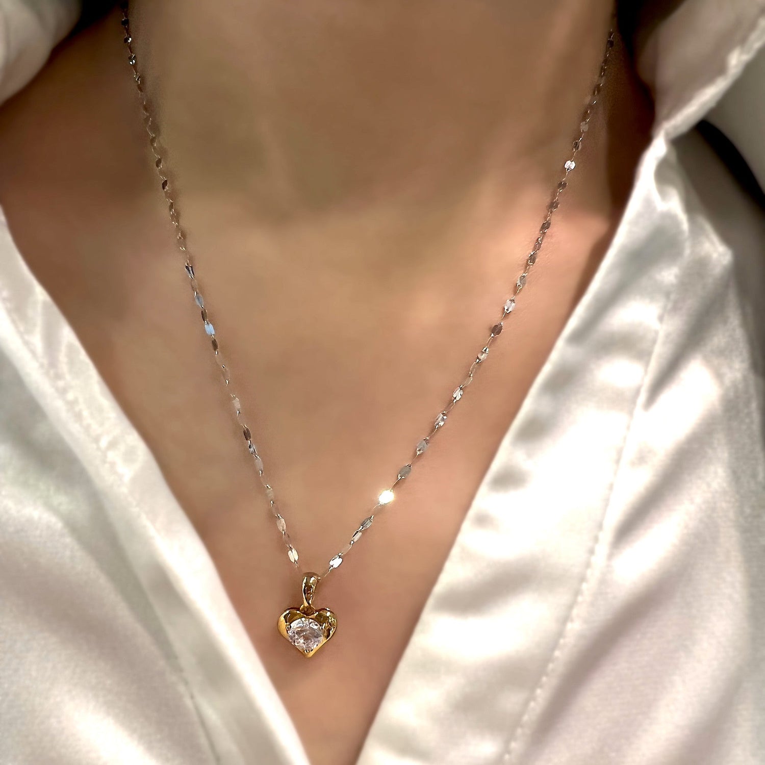 18K/750 White Gold Flat Mirror Necklace