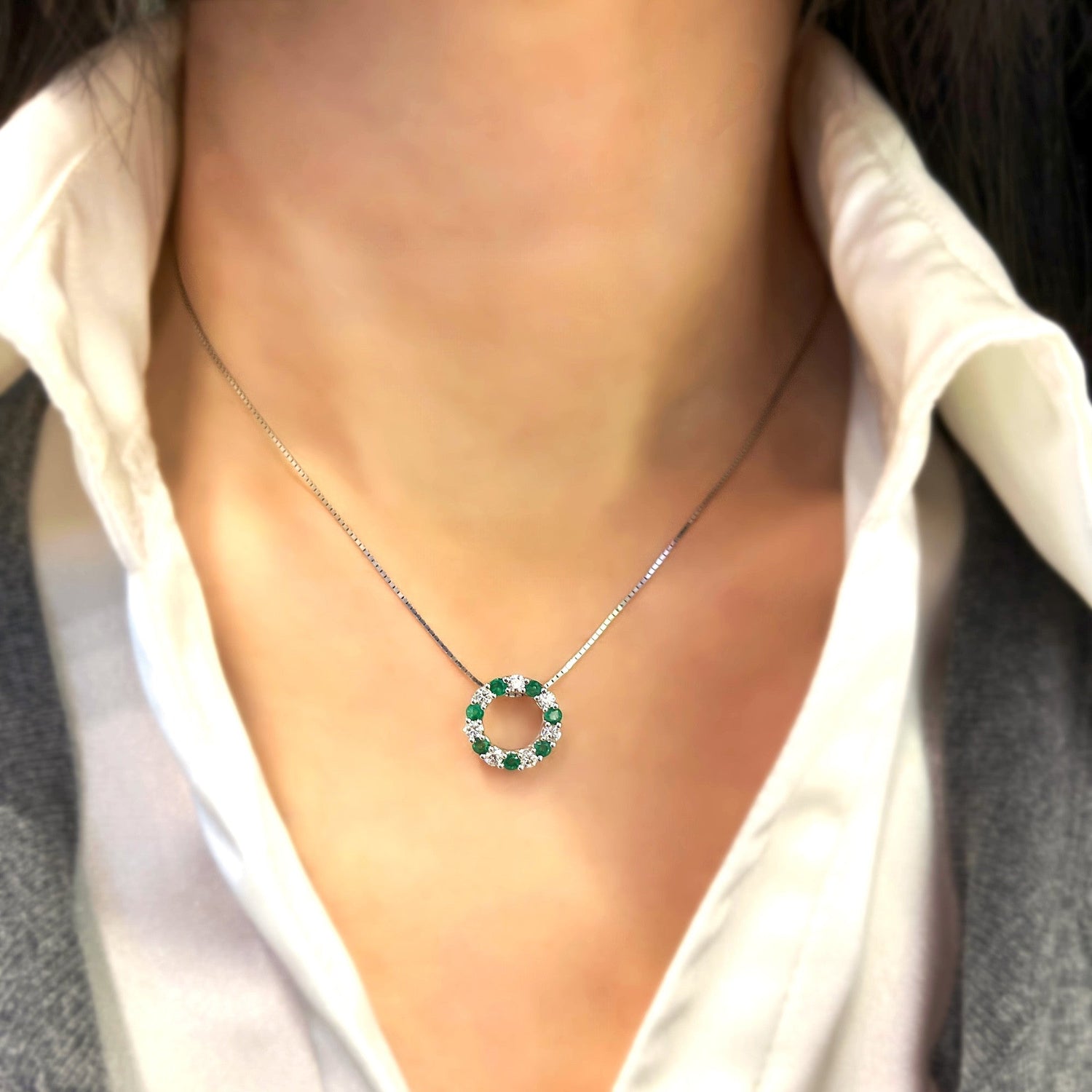 18K/750 White Gold Box Necklace